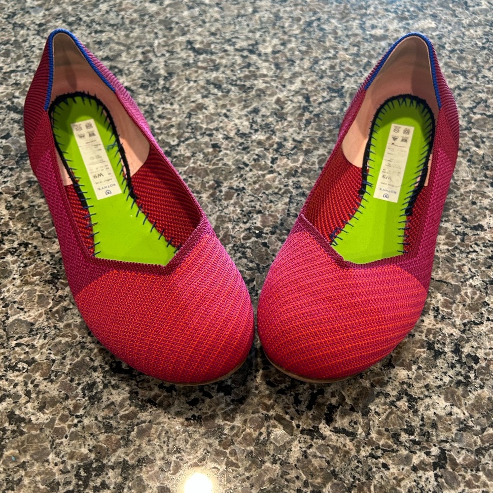 FINAL PRICE- Authentic Retired and Rare Rothy’s, The Flat